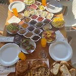 Aroma Butik فندق Kızılot